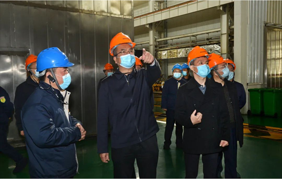 【陜鼓集團】西安市委常委、市委統(tǒng)戰(zhàn)部部長楊廣亭深入陜鼓實地調(diào)研指導(dǎo)疫情防控及復(fù)工復(fù)產(chǎn)工作